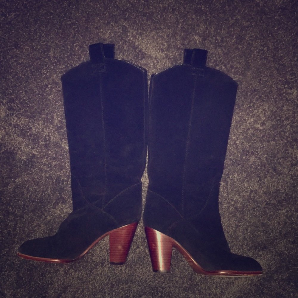 Marc by Marc Jacobs Suede Boots!
